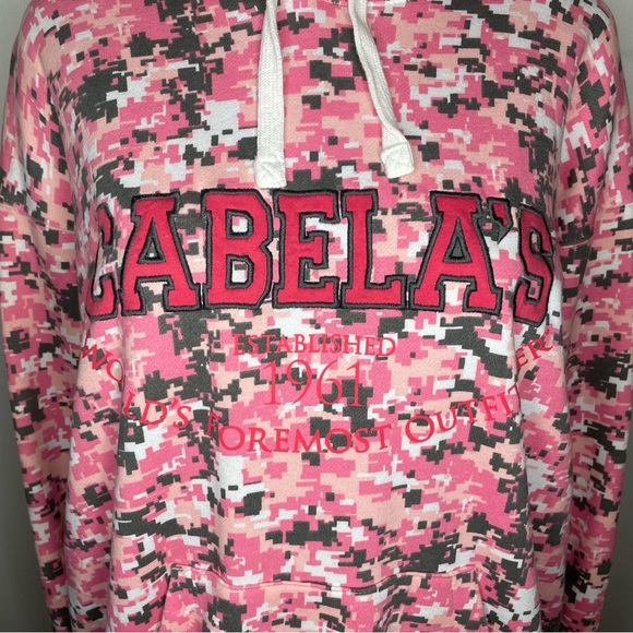 Cabela’s Pink Camouflage Embroidered Logo Long Sleeve Pullover Sweatshirt Hoodie - Picture 3 of 6